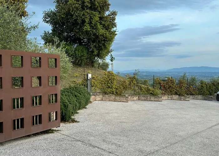 Designer Overlooking Valley Semesterbostad Assisi