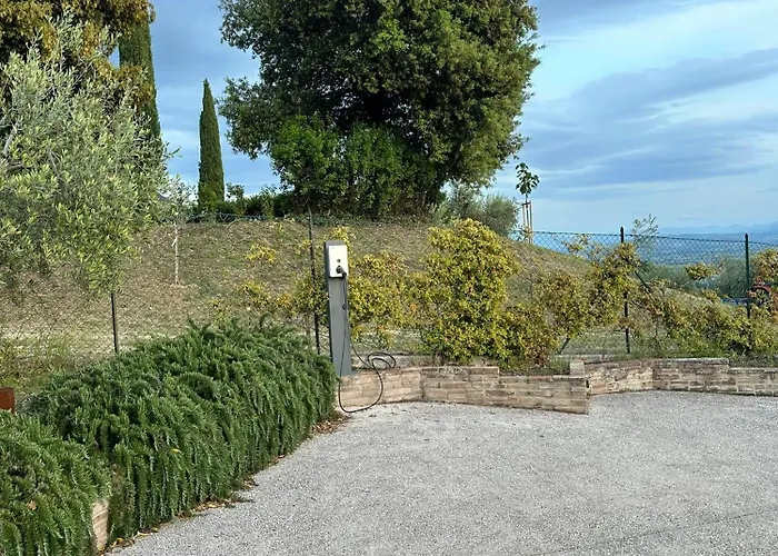 Designer Overlooking Valley Semesterbostad Assisi